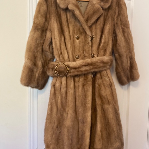 Pale mink fur coat - Picture 6 of 7